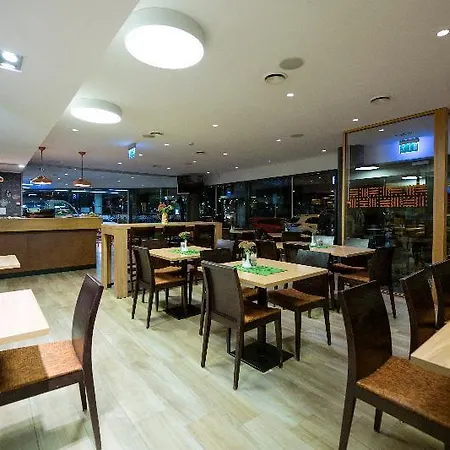 歇奈里go酒店 3* 塔林