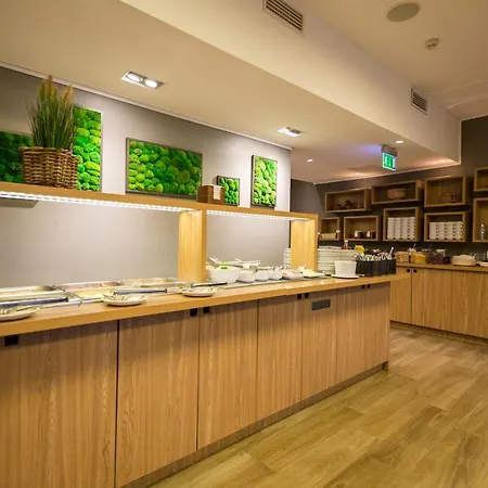 歇奈里go酒店 塔林